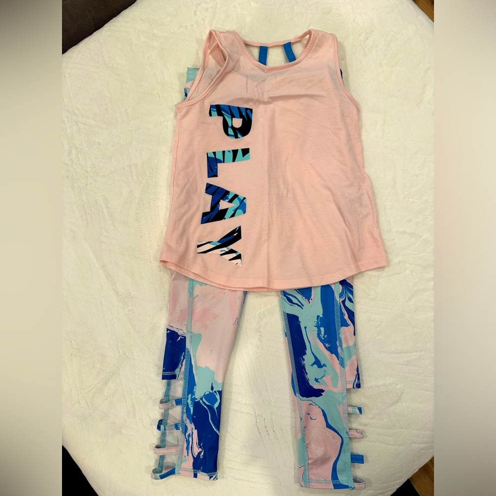 Girls play/workout outfit